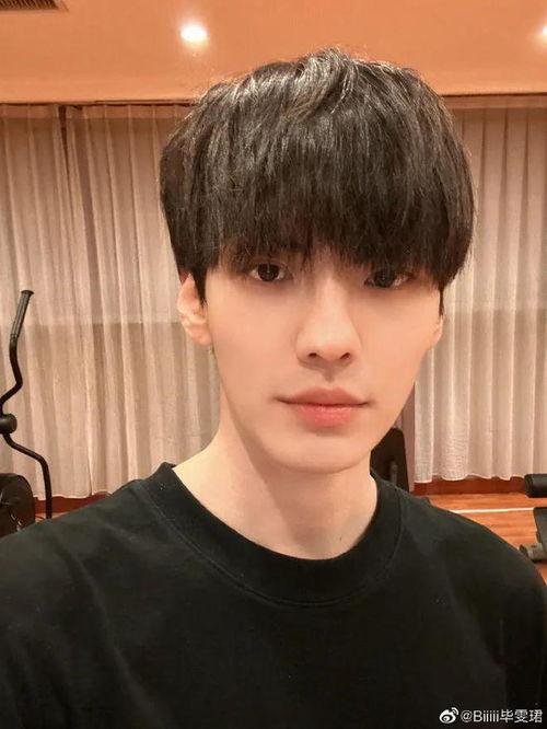 毕雯珺网红,从网红到明星的蜕变之路