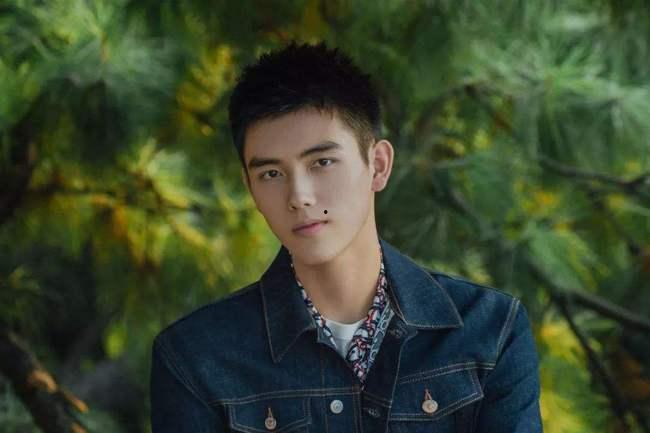 圈内爆料陈飞宇,揭秘明星背后的故事